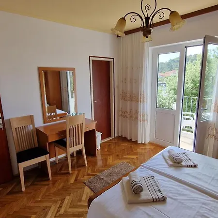 Haus Anica Rab Town
